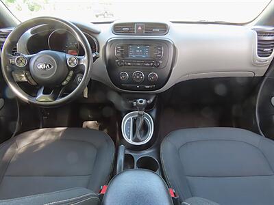2016 Kia Soul +   - Photo 11 - Palm Desert, CA 92211