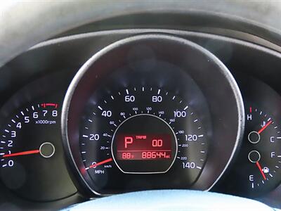 2016 Kia Soul +   - Photo 13 - Palm Desert, CA 92211