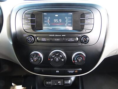 2016 Kia Soul +   - Photo 14 - Palm Desert, CA 92211