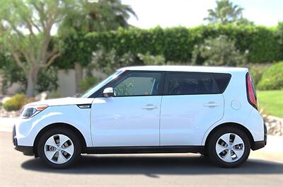2016 Kia Soul +   - Photo 8 - Palm Desert, CA 92211