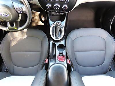 2016 Kia Soul +   - Photo 16 - Palm Desert, CA 92211
