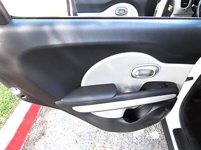 2016 Kia Soul +   - Photo 23 - Palm Desert, CA 92211