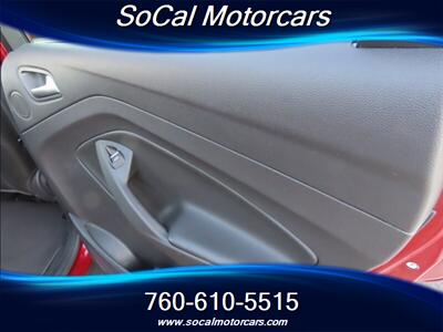 2013 Ford C-MAX Hybrid SEL   - Photo 36 - Palm Desert, CA 92211
