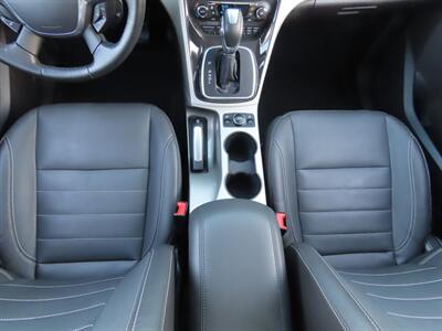 2013 Ford C-MAX Hybrid SEL   - Photo 19 - Palm Desert, CA 92211