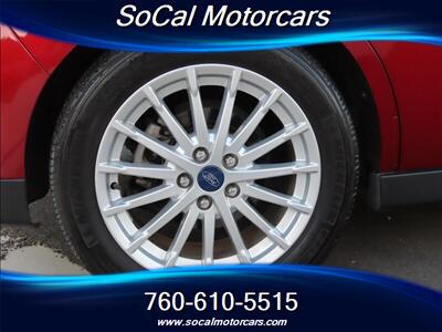 2013 Ford C-MAX Hybrid SEL   - Photo 38 - Palm Desert, CA 92211