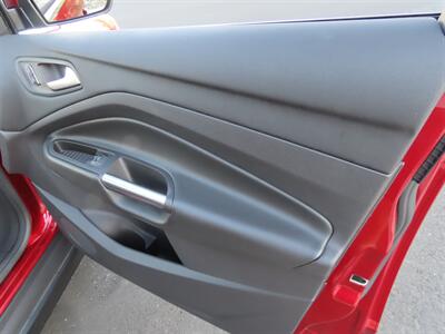 2013 Ford C-MAX Hybrid SEL   - Photo 34 - Palm Desert, CA 92211