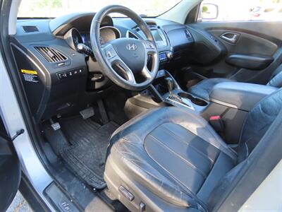 2010 Hyundai TUCSON Limited 4WD   - Photo 11 - Palm Desert, CA 92211