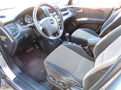 2007 Kia Sportage EX - Photo 10 - Palm Desert, CA 92211