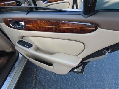 2008 Jaguar Vanden Plas   - Photo 31 - Palm Desert, CA 92211