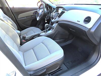 2013 Chevrolet Cruze 1LT Auto - Photo 17 - Palm Desert, CA 92211