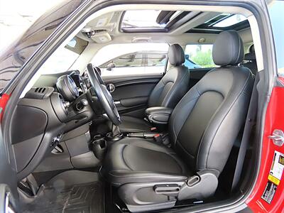 2017 MINI Cooper 3-door Cooper 2D Hatchback - Photo 10 - Palm Desert, CA 92211