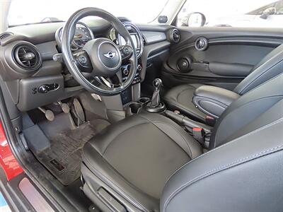 2017 MINI Cooper 3-door Cooper 2D Hatchback - Photo 11 - Palm Desert, CA 92211