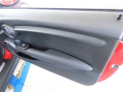2017 MINI Cooper 3-door Cooper 2D Hatchback - Photo 33 - Palm Desert, CA 92211