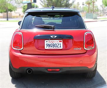 2017 MINI Cooper 3-door Cooper 2D Hatchback - Photo 5 - Palm Desert, CA 92211