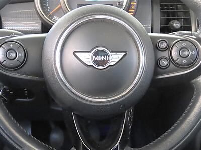 2017 MINI Cooper 3-door Cooper 2D Hatchback - Photo 13 - Palm Desert, CA 92211