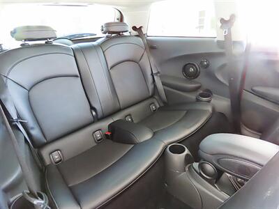 2017 MINI Cooper 3-door Cooper 2D Hatchback - Photo 26 - Palm Desert, CA 92211
