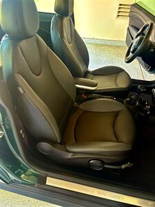 2009 MINI Cooper   - Photo 21 - Palm Desert, CA 92211