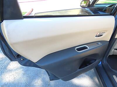 2006 Subaru B9 Tribeca Ltd. 7-Pass.   - Photo 22 - Palm Desert, CA 92211