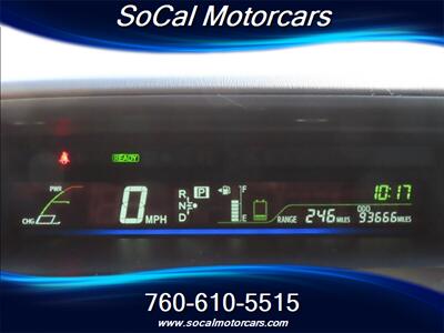2012 Toyota Prius v Three   - Photo 14 - Palm Desert, CA 92211