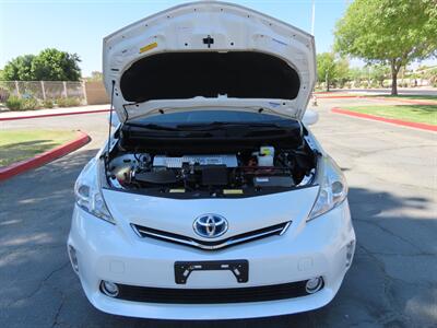 2012 Toyota Prius v Two   - Photo 29 - Palm Desert, CA 92211