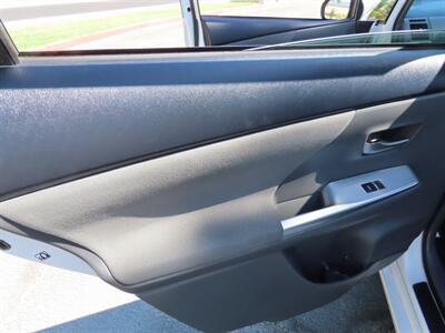 2012 Toyota Prius v Two   - Photo 24 - Palm Desert, CA 92211