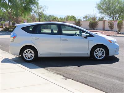 2012 Toyota Prius v Two   - Photo 7 - Palm Desert, CA 92211