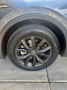 2024 Volkswagen Tiguan SE   - Photo 24 - Palm Desert, CA 92211