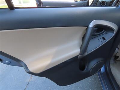 2006 Toyota RAV4 Limited   - Photo 31 - Palm Desert, CA 92211