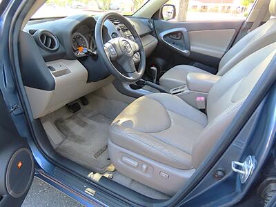 2006 Toyota RAV4 Limited   - Photo 10 - Palm Desert, CA 92211