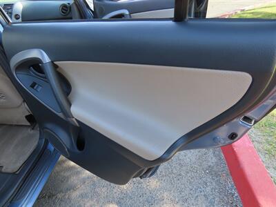 2006 Toyota RAV4 Limited   - Photo 33 - Palm Desert, CA 92211