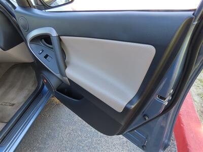 2006 Toyota RAV4 Limited   - Photo 32 - Palm Desert, CA 92211