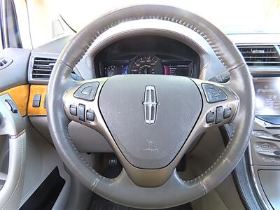 2013 Lincoln MKX   - Photo 12 - Palm Desert, CA 92211