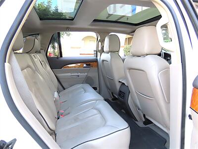 2013 Lincoln MKX   - Photo 22 - Palm Desert, CA 92211