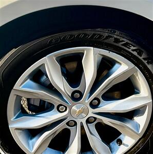 2024 Chevrolet Malibu LT - Photo 15 - Palm Desert, CA 92211