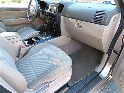 2009 Kia Sorento - Photo 18 - Palm Desert, CA 92211