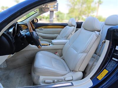 2002 Lexus SC 430   - Photo 12 - Palm Desert, CA 92211