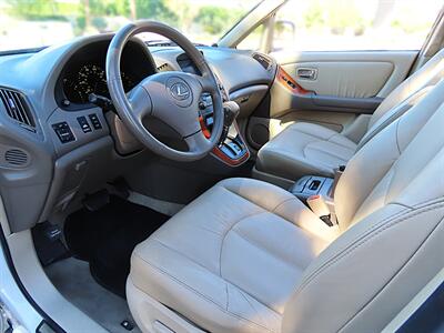 2002 Lexus RX 300 - Photo 11 - Palm Desert, CA 92211