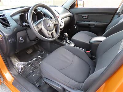 2011 Kia Soul +   - Photo 10 - Palm Desert, CA 92211