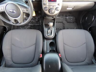 2011 Kia Soul +   - Photo 16 - Palm Desert, CA 92211