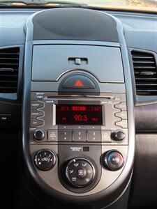 2011 Kia Soul +   - Photo 14 - Palm Desert, CA 92211