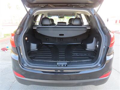 2011 Hyundai TUCSON Limited   - Photo 22 - Palm Desert, CA 92211