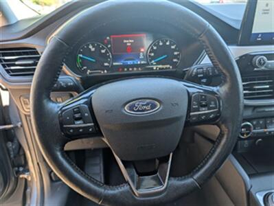 2021 Ford Escape Plug-In Hybrid SEL   - Photo 9 - Knoxville, TN 37919