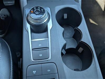 2021 Ford Escape Plug-In Hybrid SEL   - Photo 14 - Knoxville, TN 37919