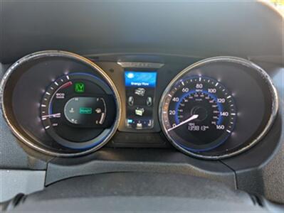 2015 Hyundai SONATA Hybrid   - Photo 11 - Knoxville, TN 37919