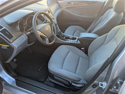 2015 Hyundai SONATA Hybrid   - Photo 9 - Knoxville, TN 37919