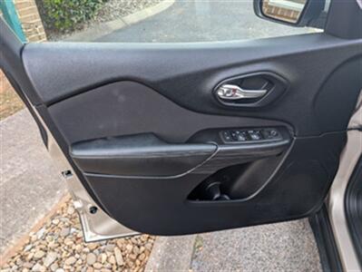 2015 Jeep Cherokee Latitude   - Photo 7 - Knoxville, TN 37919