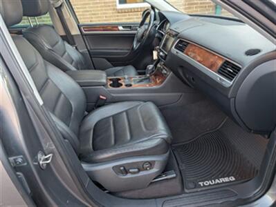 2012 Volkswagen Touareg TDI Sport   - Photo 20 - Knoxville, TN 37919