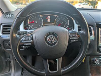 2012 Volkswagen Touareg TDI Sport   - Photo 9 - Knoxville, TN 37919
