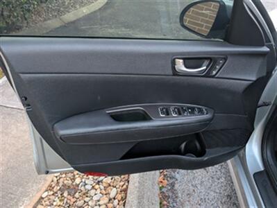 2017 Kia Optima Hybrid Premium - Photo 7 - Knoxville, TN 37919