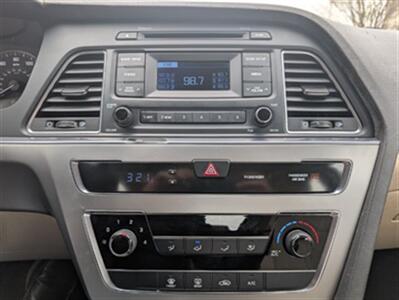 2015 Hyundai Sonata SE   - Photo 12 - Knoxville, TN 37919